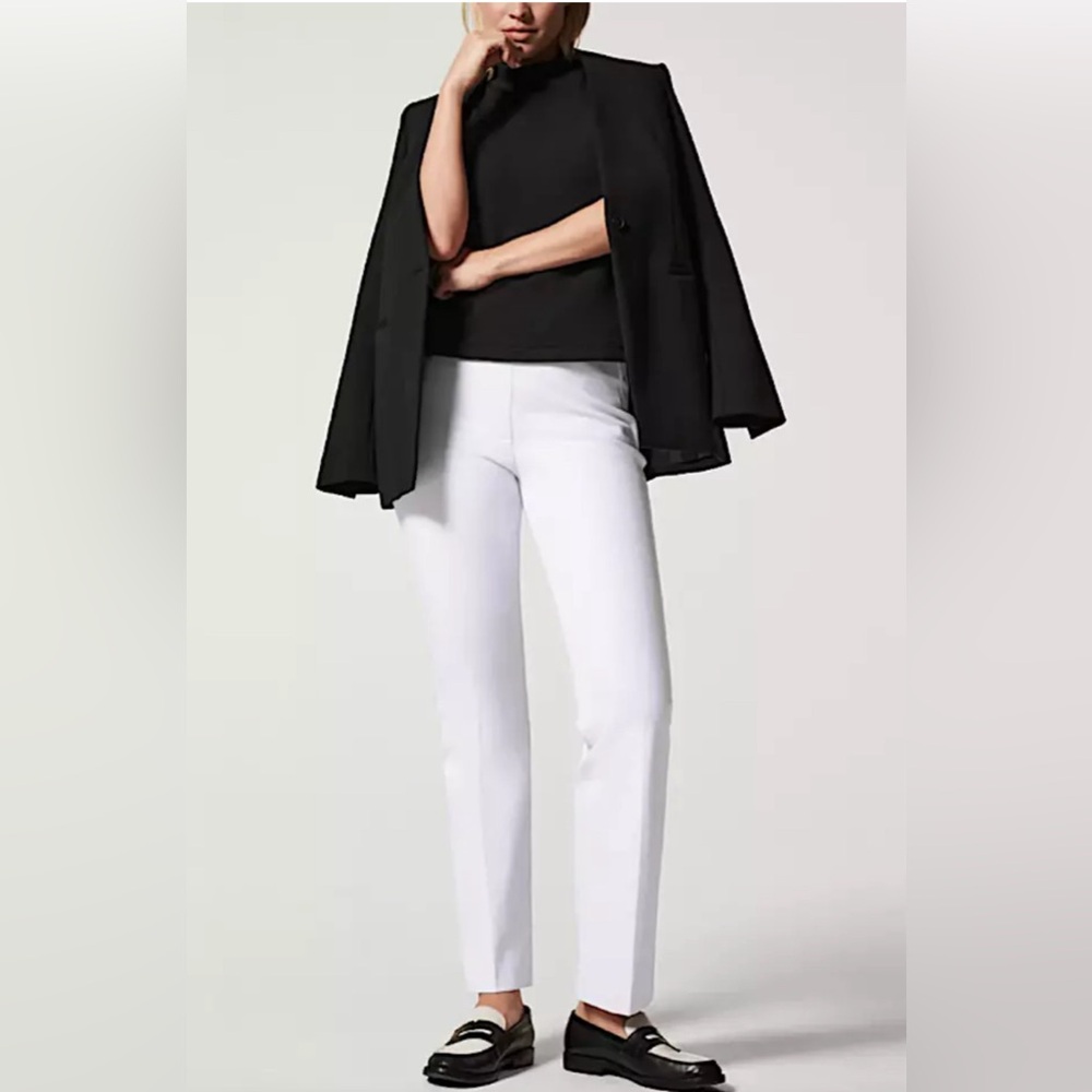 NWT! LOW PRICE! Spanx White Kick Flare Pull On Pants Size L TALL